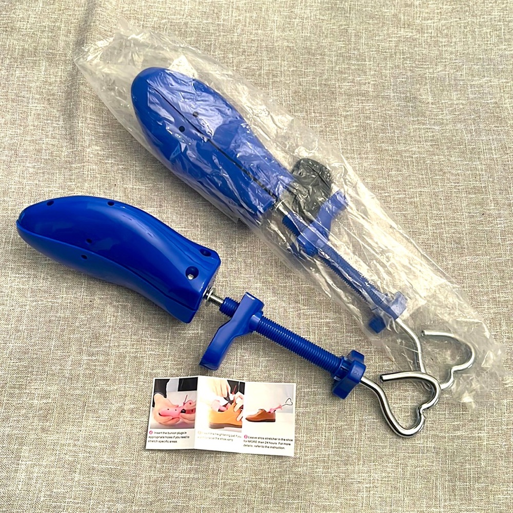 Shoe stretcher